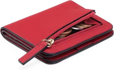Immagine prodotto di Piccolo portafoglio da donna in pelle con protezione RFID e 9 scomparti per carte