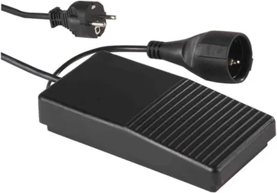 Immagine prodotto di Hegner Fußschalter / Fußpedal für Feinschnittsägen M1/M2S/M-SE/M-Quick  00003000