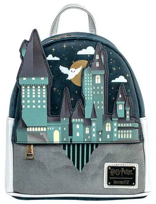 Zdjęcie produktu dla Plecak Loungefly Harry Potter Hogwart 27 cm