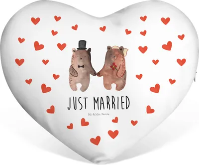 Produktbild von Mr. & Mrs. Panda Sofakissen Bär Heirat - Weiß - Geschenk, Liebeskissen, Teddy, Herzkissen, Dekokissen, Kissen in Herzform, Kuschelkissen