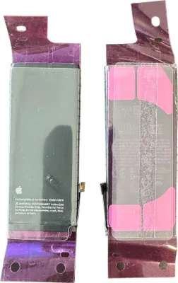 Produktbild von Original Apple iPhone SE 2022 SE 3 Batterie Akku Battery 2220mAh A2819 + Kleber Neu