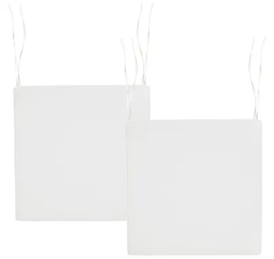 Produktbild von BELIANI Sitzkissen 2er Set für Gartenstuhl Cremeweiß Stoffbezug mit Bindebändern 46 x 46 cm UV-beständig Modern Outdoor Stuhlkissen Stuhlpolster