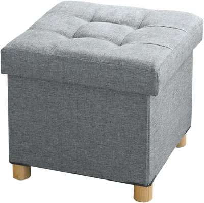 Obrázek produktu pro Šedý sedací taburet s úložným prostorem, víkem a dřevěnými nohami, rozměry 38 x 38 x 38 cm