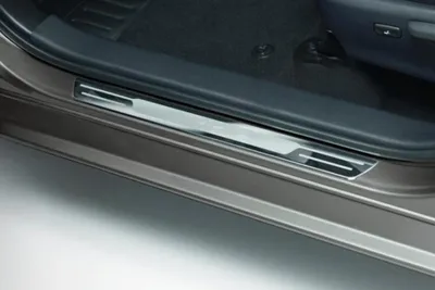 Produktbild von TOYOTA Auris Vordere Aluminium-Schweller PZ438-E2182-00 OE