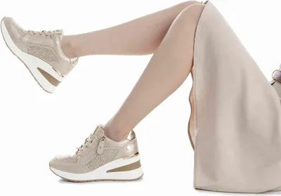 Obrázok produktu pre XTI Sneakers 135-145102 in ORO color size 39