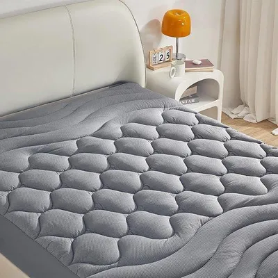 Productafbeelding van Famanu matrasbeschermer, ademend, wasbaar - 180 x 200 x 38 cm, grijs