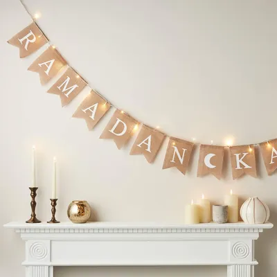 Obrázok produktu pre Vianočný veniec s motívom Ramadánu, 25 LED diód – Napájanie na batérie – Na vnútorné použitie – Dekoratívny prvok na Ramadán