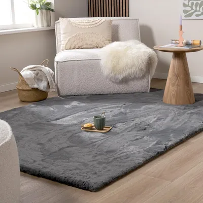 Produktbild von Hochflor Teppich - Comfy Supreme Anthrazit- 140x200 cm - FRAAI | Home & Living.