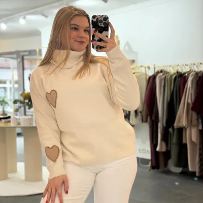 Produktbild von Pullover mit Herzen Damen "Viktoria" Creme, Damenpullover, Rollkragenpullover, leicht oversize, für Frauen Pullover, Sweatshirt Damen, Winterpullover