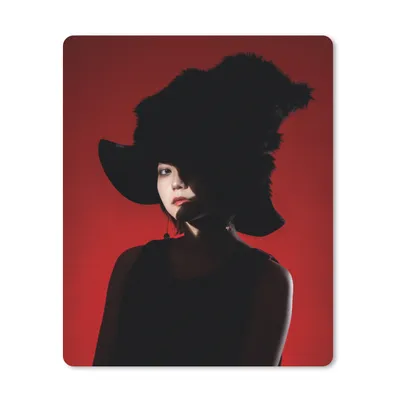 Produktbild von MuchoWow® Mauspad Mousepad Rot - Frau - Schwarz - Porträt 30x40 cm - Mousepads - Maus Mat - Pad - Mausunterlage - Mausmatten