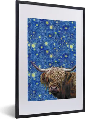 Produktbild von MuchoWow® Gerahmtes Poster Van Gogh - Schottischer Highlander - Sternennacht 40x60 cm - Poster mit Schwarzem Bilderrahmen Wandposter Rahmen Foto Bilder - Poster in Rahmen