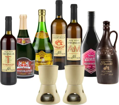 Produktbild von Setz von 7 Mets mit Keramikwärmern (Honigwein Półtorak-Eineinhalber/ 5x Dwójniak-Halber / Trójniak-Drittel) | 5050ml | 13-16% Alkohol Metwein | Polnische Produktion