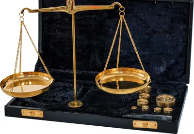 Produktbild von Waage Feinwaage Goldwaage im Etui Apothekerwaage im Antik-Stil 22cm Dekoration