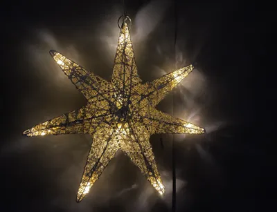 Produktbild von Weihnachtsstern aus Metall mit Glitzereffekt 30cm, mit 10 LED warmweiss, Batteriebetrieb