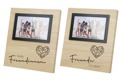 Imagen del producto de Marco de fotos con luz LED, rectangular, con el texto "Amigos", motivo de corazón, material MDF, color natural, dimensiones: 2,5 cm de largo, 25 cm de ancho, 21,5 cm de alto. Código: 44643. Código de barras: 4063387446430. Paquete de 2 unidades (variedad de diseños)