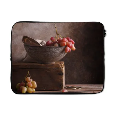 Produktbild von MuchoWow® Laptop Hülle 15 Zoll Rustikal - Weintrauben - Schale - Stilleben - Obst Laptoptasche - Laptoptasche - Sleeve - Rundum-Schutz