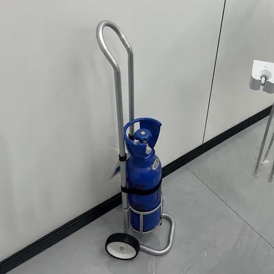 Productafbeelding van Oxidantentransportwagen - Gasflesdrager - Veilige opslag van drukcontainers - Uitgerust met stabiliserende transportkettingen - Diameter: 14,5 cm - Zilverkleur