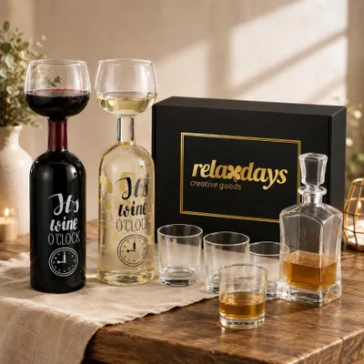 Image de Coffret cadeau pour les amateurs de whisky (2 pièces) – Carafe en relief avec 4 verres et une bouteille en forme de verre à vin