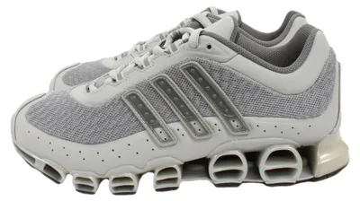 Produktbild von Adidas sneakers Größe 42.2/3