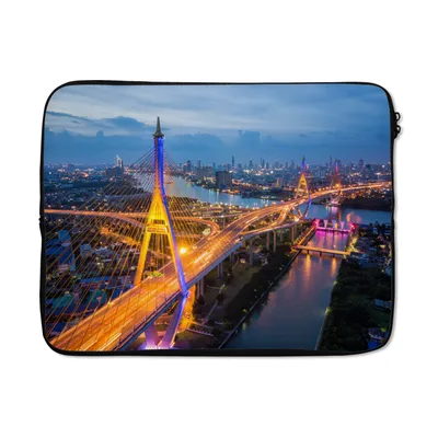 Produktbild von MuchoWow® Laptop Hülle 17 Zoll Laptoptasche Brücke in Bangkok - Zipper - Schutzabdeckung
