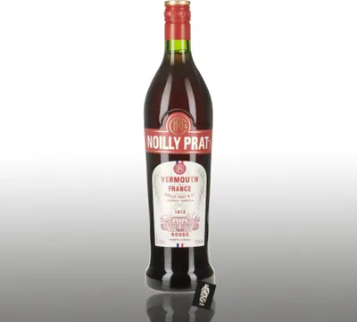 Produktbild von Noilly Prat Rouge Vermouth 0,75L 16% Vol. - [Enthält Sulfite]