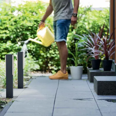 Produktbild von Philips myGarden Stratosphere Sockel-/Wegeleuchte, 9W, Außensockel-/Pfostenbeleuchtung, Anthrazit, Aluminium, Synthetik, IP44, Garten, Terrasse, I