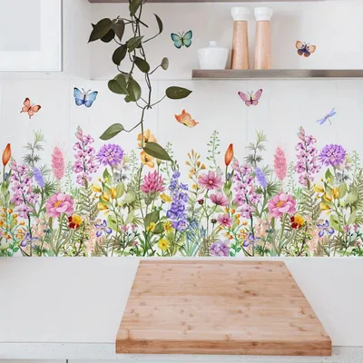 Produktbild von Wandsticker mit bunten Blumen & Schmetterlingen – selbstklebend & ablösbar – fröhliche Deko für Kinderzimmer, Spielzimmer & Wohnräume