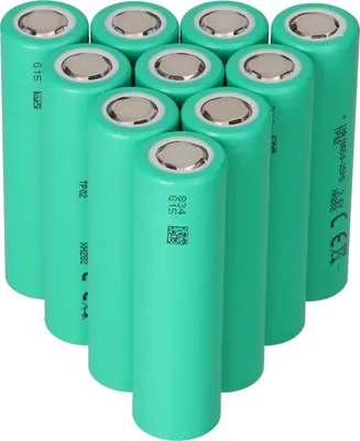 Produktbild von tenpower Li-ion Akku 10x INR18650-25PG, 3.6V 2500mAh, 20A Entladestrom, Ø18.55x65.2mm, Flache Oberseite, 47g, hohe Zyklenstabilität, für Elektrowerkzeuge, Hochleistungs-LED-Taschenlampen, E-Zigaretten, Modellbau, Powerbanks & DIY-Projekte