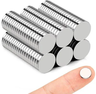 Productafbeelding van 60 kleine neodymiummagneten, 10x2 mm, extra sterk, geschikt voor magneetborden, whiteboards, prikborden en knutselaccessoires