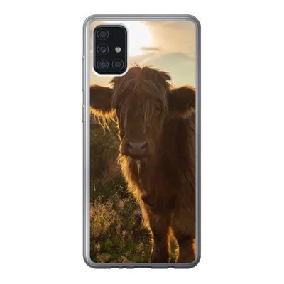 Produktbild von MuchoWow® Handyhülle Schutzhülle Hülle für Samsung Galaxy A52 5G Schottischer Highlander - Sonnenuntergang - Gras Silikon Softcase Handy Hülle - Umschlag