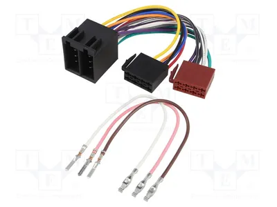 Immagine prodotto di 1 adattatore con 2 connettori ISO femmina e 2 connettori ISO maschio. Pin: 32 (5 8 5 8). Connettori ISO maschio e femmina