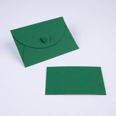 Produktbild von 50 x PresentFill® Karten + Mini-Umschlag aus 210 g/m² Recycling-Kraftpapier - Smaragd Grün
