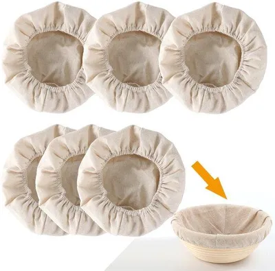 Produktbild von Sechsstückiges Set aus weichen, runden Brotbackmatte mit 25 cm Durchmesser und weichem Stoff.