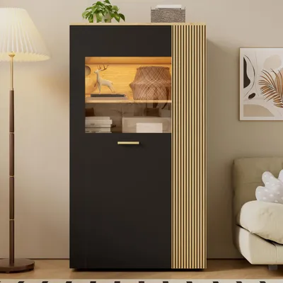 Produktbild von Fortuna Lai Vitrine LED mit Verstellbare Glastrennwände mit 3 festen und 2 verstellbaren Regalen, Kabelmanagement und Glas-Schranktüren für Wohnzimmer