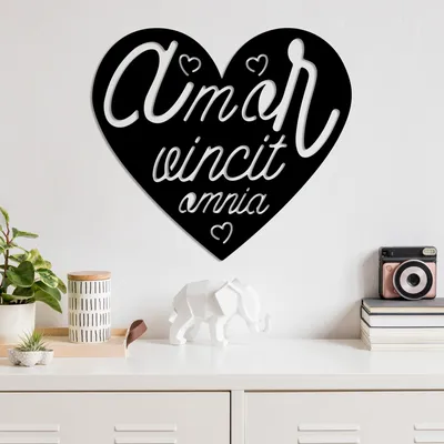 Produktbild von Wallity, Omnia Vincit Amor 3, Dekoratives Wandaccessoire aus Metall, Schwarz, 100 % METALL, 56 x 50 cm