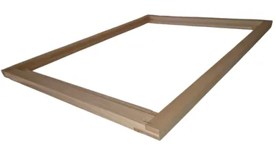Produktbild von Holzrahmen aus Weymouthskiefer für Zander-Absperrgitter – 520 × 420 mm