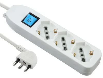 Immagine prodotto di Electraline 62068, ciabatta multipresa con cavo da 1,5 metri, 3 prese universali italiane
