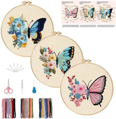 Produktbild von Stickset für Anfänger – 3 Stück – Stickpaket mit Schmetterlings- und Blumenmotiven – Stickset für Erwachsene mit 1 Bambus-Stickrahmen – Hobby und Kreativität – Stickpaket – für Erwachsene