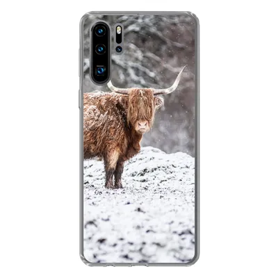 Produktbild von MuchoWow® Handyhülle Schutzhülle Hülle für Huawei P30 Pro Schottischer Highlander - Baum - Schnee Silikon Softcase Handy Hülle - Schutzdeckel