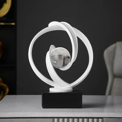 Productafbeelding van Unyqoos® Abstracte kunstsculptuur met glazen bol – witte decoratie op een zwarte voet, 22 x 10 x 28,5 cm, kunsthars, afneembare bol, geschikt voor woonkamer en kantoor