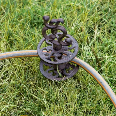 Produktbild von Gartenschlauchführung aus Gusseisen, Schlauchführung mit Erdspieß, antikbraun