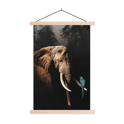 Produktbild von MuchoWow® Textilposter Elefant - Papagei - Baum 120x180 cm mit holzfarbenen Rahmen - Textil-Plakat