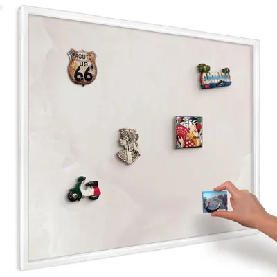 Produktbild von Magnettafel 80x60 cm mit weißem Rahmen - Magnetische Metalltafel, Magnetpinnwand zur Wandmontage für Wohnzimmer, Küche, Flur, Kinderzimmer und Büro - Cremige Textur