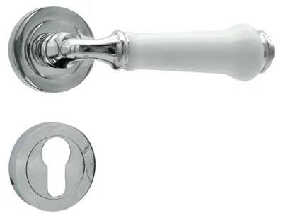 Produktbild von DOMINO Türgriff-Garnitur LUDWIK-R M6 PZ-Profilzylinder Chrom glänzend/weiß