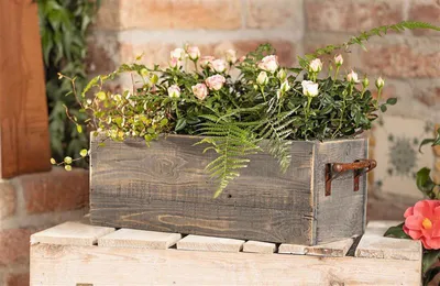 Produktbild von Pflanzkasten "Grey" aus recyceltem Holz, grau gekalkt, Pflanzer, Pflanzbox, Blumenkasten, Balkonkasten