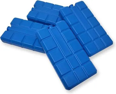 Produktbild von Famanu Kühlakkus 4-teiliges Set, je 200 ml, blaue Kühlakkus für Kühltasche oder Kühlbox