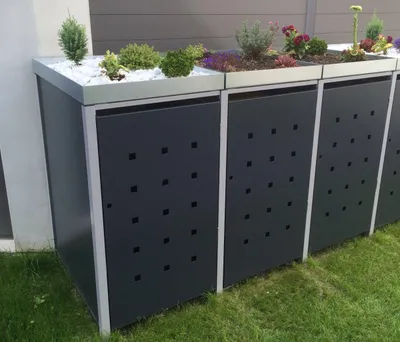 Produktbild von metalltechnik-dermbach Mülltonnenbox für 3 Mülltonnen 120L/240L, B196xT83xH126 cm, feuerverzinkt, rostfrei, hochwertig lackiert, verzinkter Stahlrahmen, RAL 7004 Hellgrau / RAL 7016 Anthrazit, Stanzdesign ST 3/5, mit Magnetverschluss, Rückwänden, verstellbaren Füßen, 2 cm Ausgleichsstopfen, Türöffnung B60xH117 cm, Selbstmontage