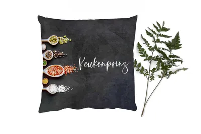 Produktbild von MuchoWow® Zierkissen Sofakissen Wohnzimmer Dekokissen 50x50 cm Männer - Küchenprinz - Zitate - Küche - Sprichwörter - Komfort - Sofakissen