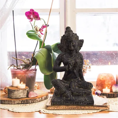 Image de Sculpture de jardin Déesse assise Tara 35cm