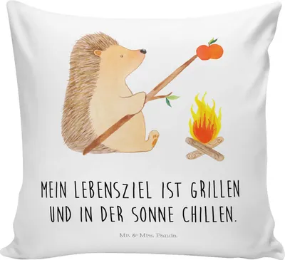 Produktbild von Mr. & Mrs. Panda Dekokissen Igel Grillen - Weiß - Geschenk, Spruch, Motivation, Polster, zier kissen, Arbeitslos, 40x40, Lustige Sprüche, Sofakissen, kuschelkissen, Ziele